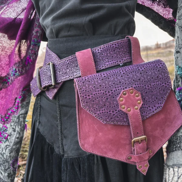 Handmade Leather Belt with Detachable Bag, size S