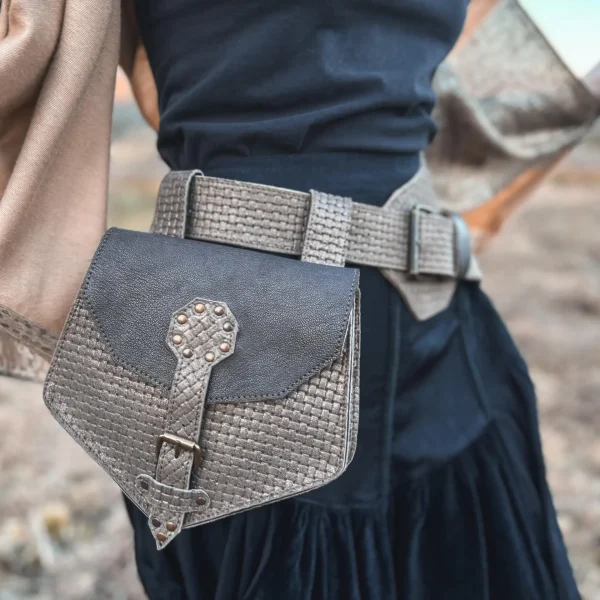 Handmade Leather Belt with Detachable Bag, size S