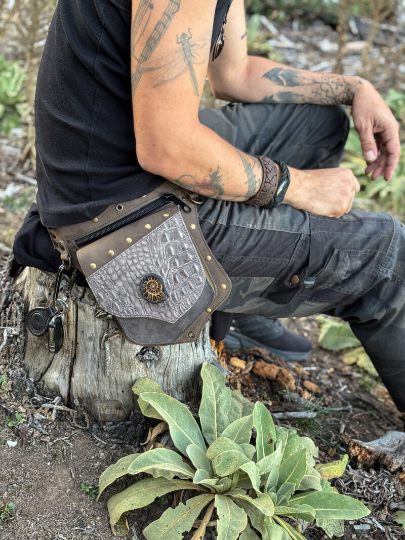 Handmade Leather Belt Bag - Image 4
