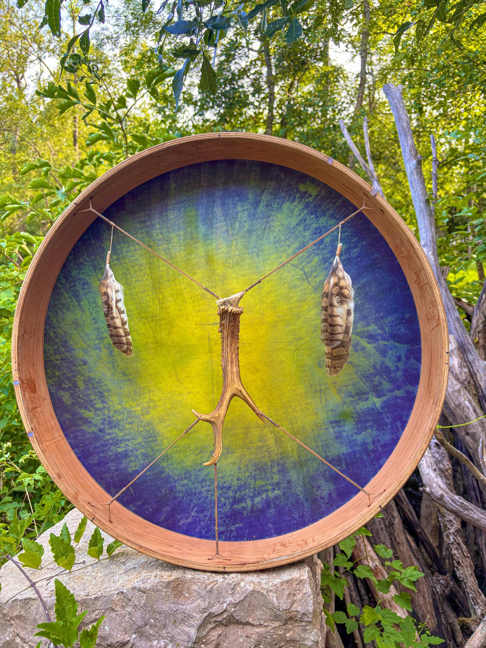 "Plava Laguna" 22” Shamanic Drum -Deer Antler - Owl Feathers - Image 3