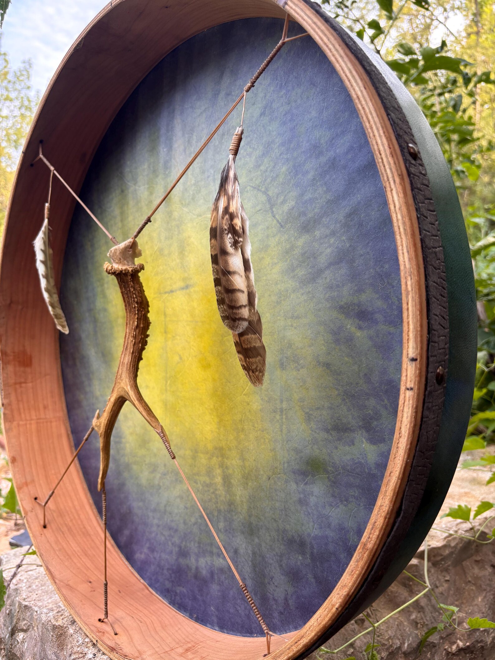 "Plava Laguna" 22” Shamanic Drum -Deer Antler - Owl Feathers - Image 4